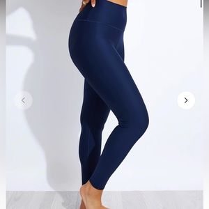 Like new Alo Yoga leggings